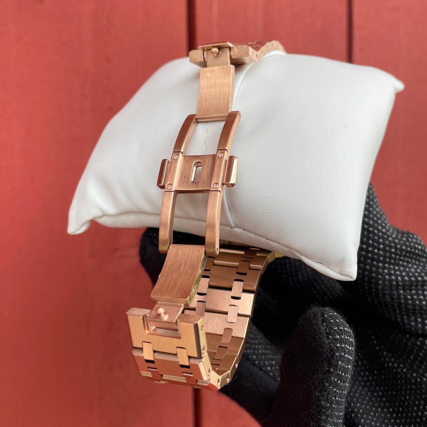 Rose Gold Classic Edition